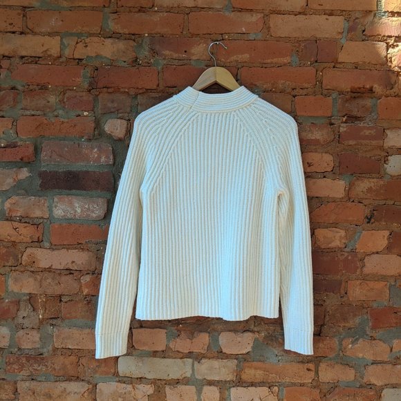 NWOT Banana Republic Chunky Crew-Neck Sweater - Picture 3 of 7